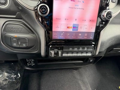 2026 RAM Ram 2500 RAM 2500 BLACK EXPRESS CREW CAB 4X4 6'4' BOX