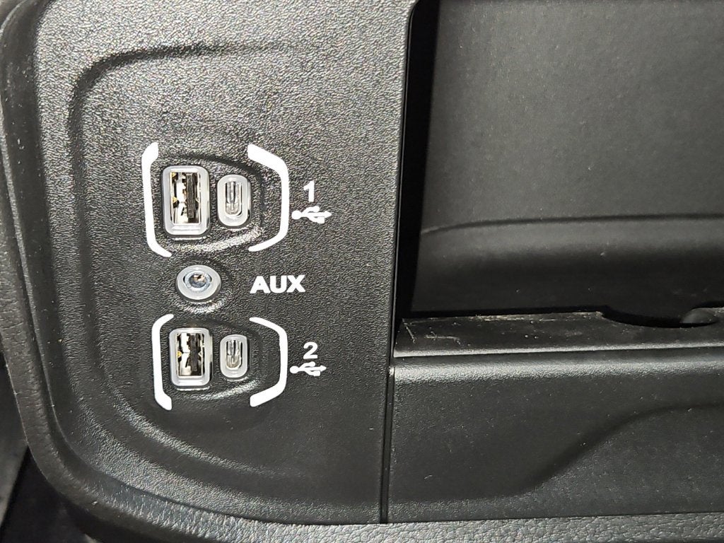 2027 RAM Ram 2500 RAM 2500 TRADESMAN CREW CAB 4X4 8' BOX