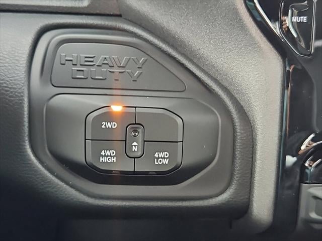 2027 RAM Ram 2500 RAM 2500 TRADESMAN CREW CAB 4X4 8' BOX