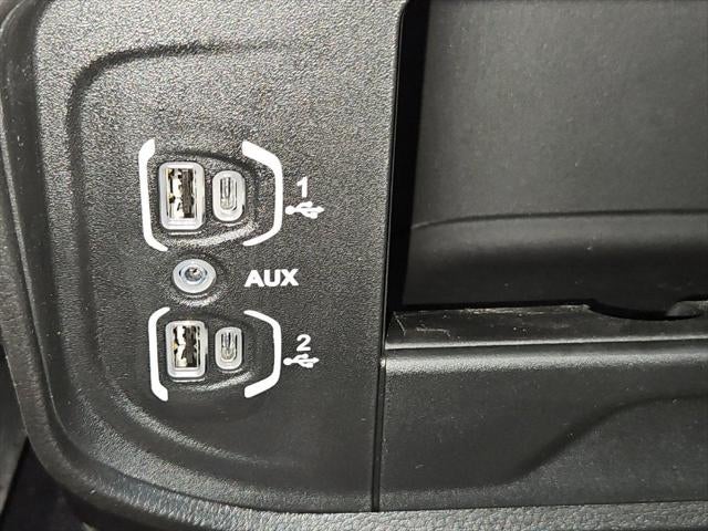 2027 RAM Ram 2500 RAM 2500 TRADESMAN CREW CAB 4X4 8' BOX