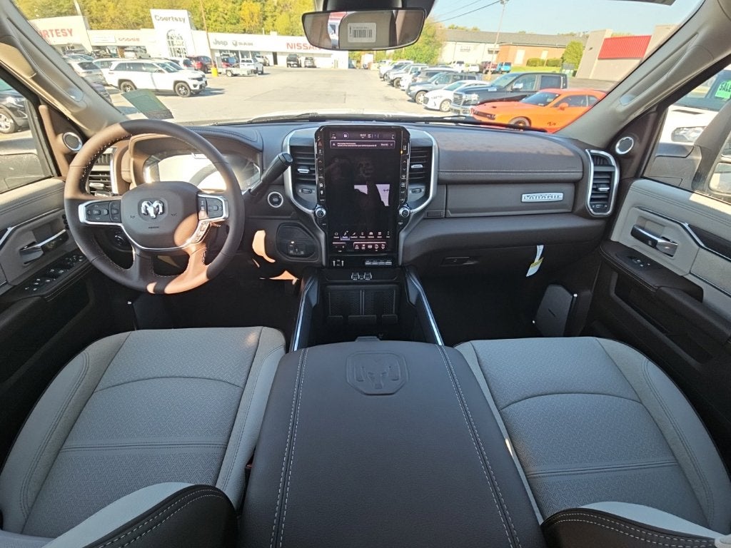 2027 RAM Ram 2500 RAM 2500 LARAMIE MEGA CAB 4X4 6'4' BOX