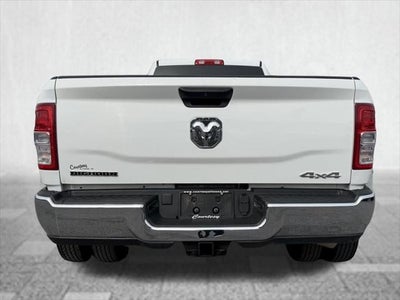 2024 RAM 3500 Big Horn Crew Cab 4x4 8' Box
