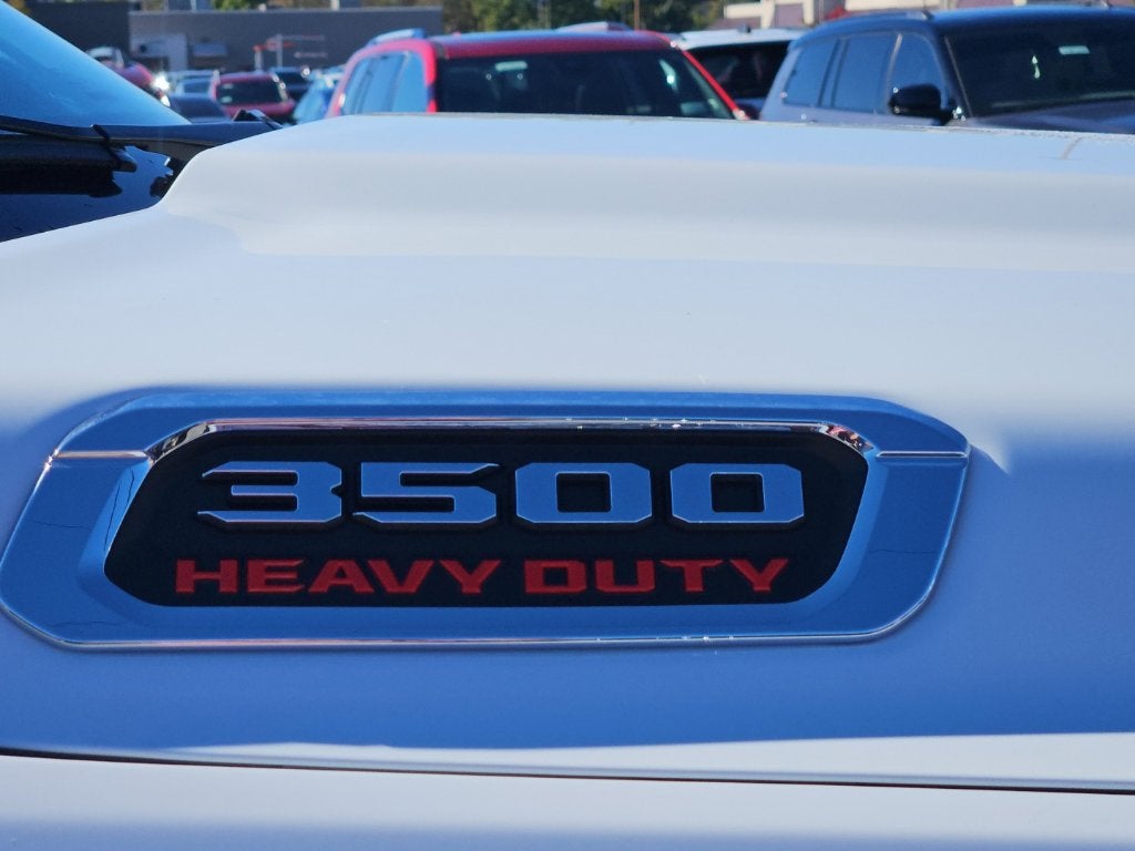 2027 RAM Ram 3500 RAM 3500 LIMITED CREW CAB 4X4 8' BOX