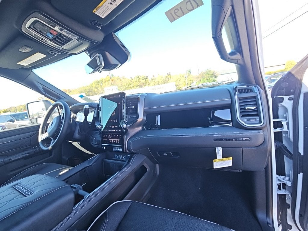 2027 RAM Ram 3500 RAM 3500 LIMITED CREW CAB 4X4 8' BOX