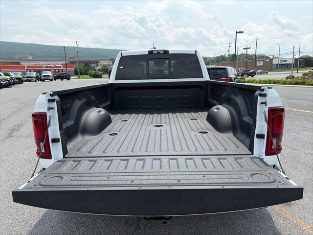 2026 RAM 3500 RAM 3500 LIMITED CREW CAB 4X4 8' BOX
