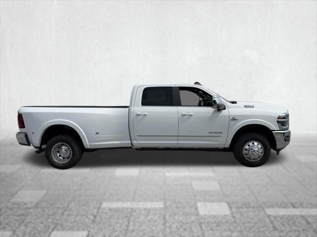 2026 RAM 3500 RAM 3500 LIMITED CREW CAB 4X4 8' BOX