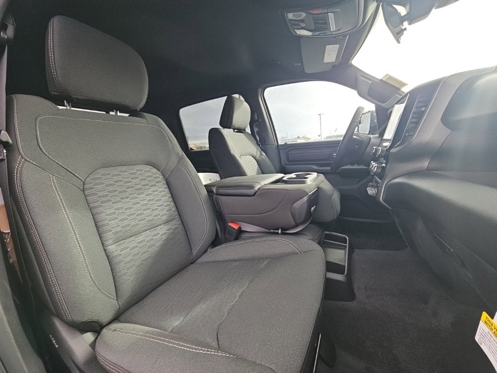 2027 RAM Ram 1500 RAM 1500 WARLOCK CREW CAB 4X4 5'7' BOX