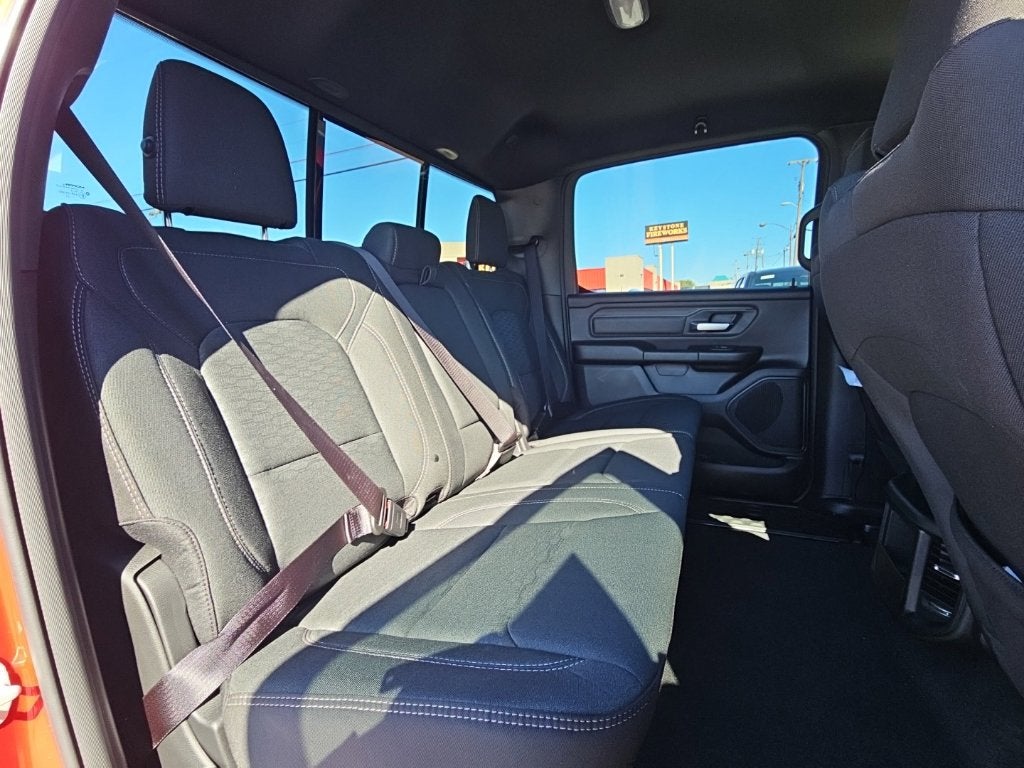 2027 RAM Ram 1500 RAM 1500 WARLOCK CREW CAB 4X4 5'7' BOX