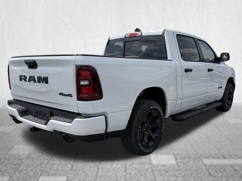 2026 RAM Ram 1500 RAM 1500 EXPRESS CREW CAB 4X4 5'7' BOX