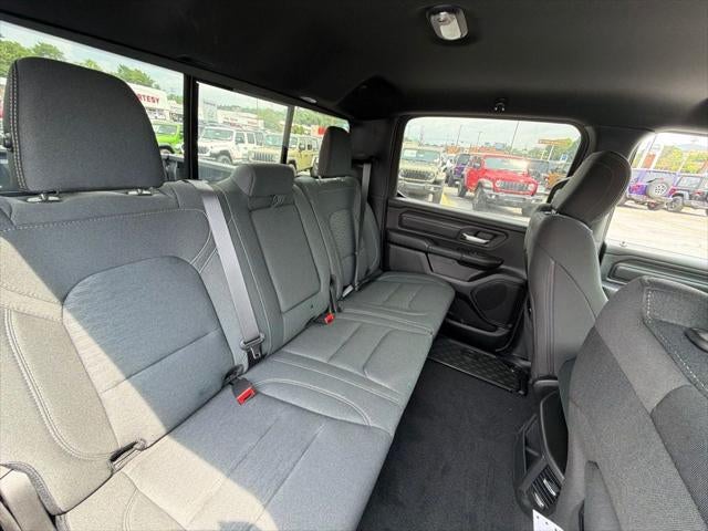 2026 RAM 1500 RAM 1500 WARLOCK CREW CAB 4X4 5'7' BOX