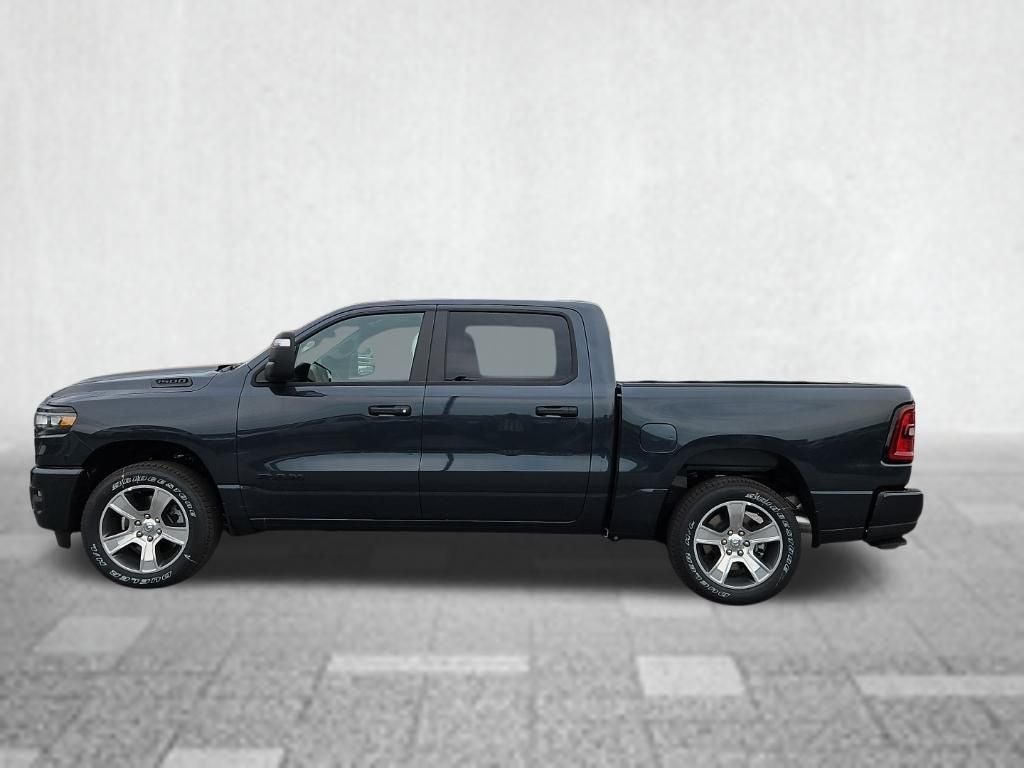 2026 RAM 1500 RAM 1500 EXPRESS CREW CAB 4X4 5'7' BOX