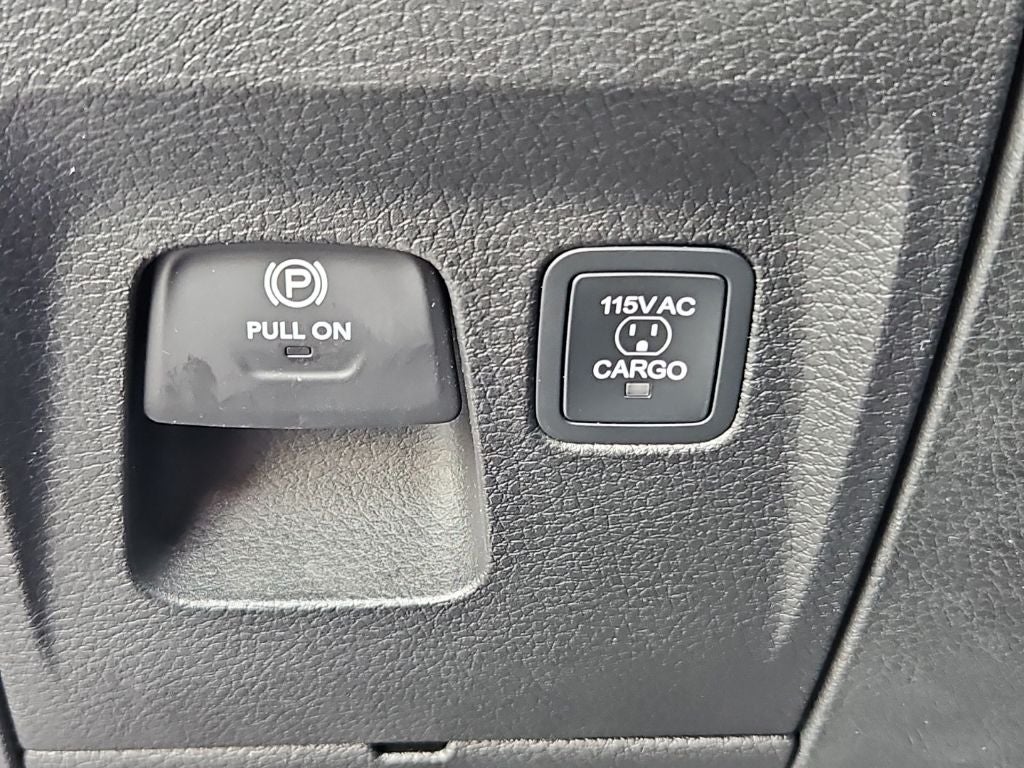 2026 RAM 1500 RAM 1500 EXPRESS CREW CAB 4X4 5'7' BOX