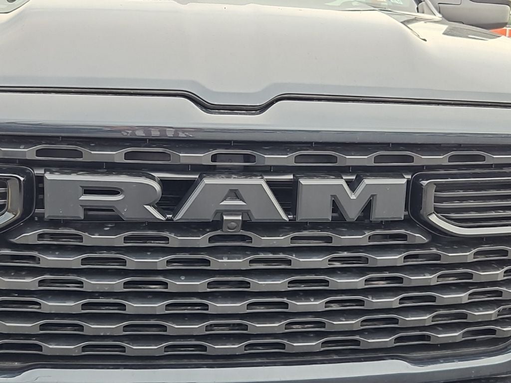 2026 RAM 1500 RAM 1500 EXPRESS CREW CAB 4X4 5'7' BOX