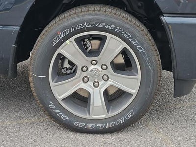 2026 RAM 1500 RAM 1500 EXPRESS CREW CAB 4X4 5'7' BOX