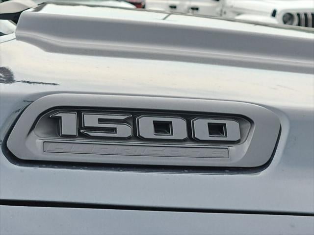 2026 RAM 1500 RAM 1500 EXPRESS CREW CAB 4X4 5'7' BOX