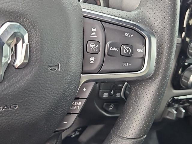 2026 RAM 1500 RAM 1500 EXPRESS CREW CAB 4X4 5'7' BOX