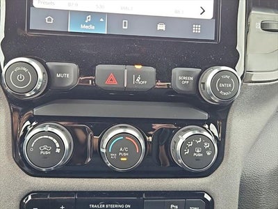 2026 RAM 1500 RAM 1500 EXPRESS CREW CAB 4X4 5'7' BOX