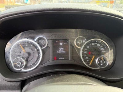 2022 RAM 2500 Tradesman Crew Cab 4x4 6'4' Box