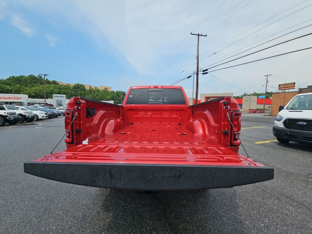 2026 RAM 2500 RAM 2500 BLACK EXPRESS CREW CAB 4X4 6'4' BOX