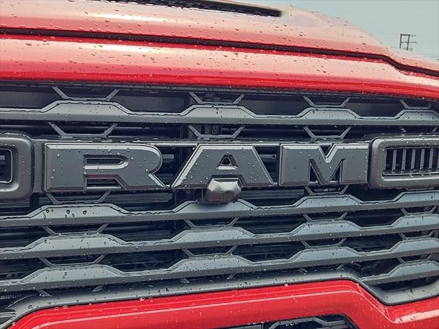 2026 RAM 2500 RAM 2500 BLACK EXPRESS CREW CAB 4X4 6'4' BOX