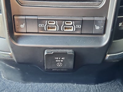 2022 RAM 2500 Laramie Crew Cab 4x4 6'4' Box