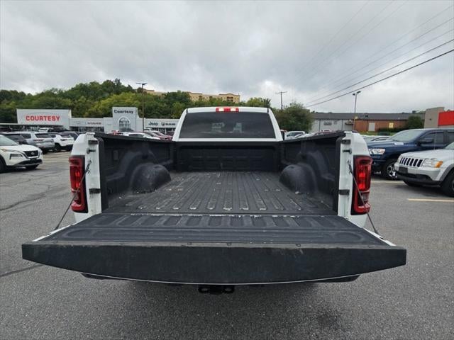 2026 RAM 2500 Big Horn Crew Cab 4x4 8' Box