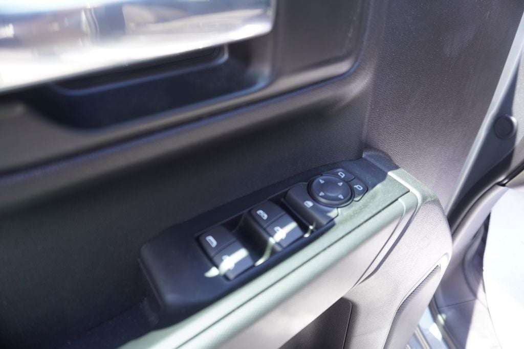 2026 Chevrolet Silverado 1500 4WD Crew Cab Short Bed Custom Trail Boss