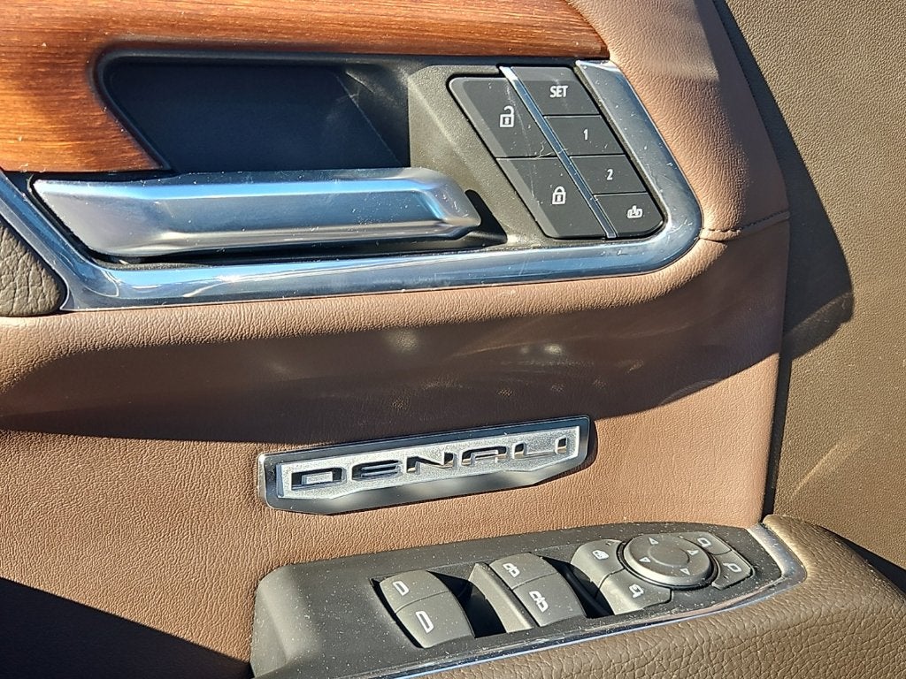 2023 GMC Sierra 1500 4WD Crew Cab Short Box Denali