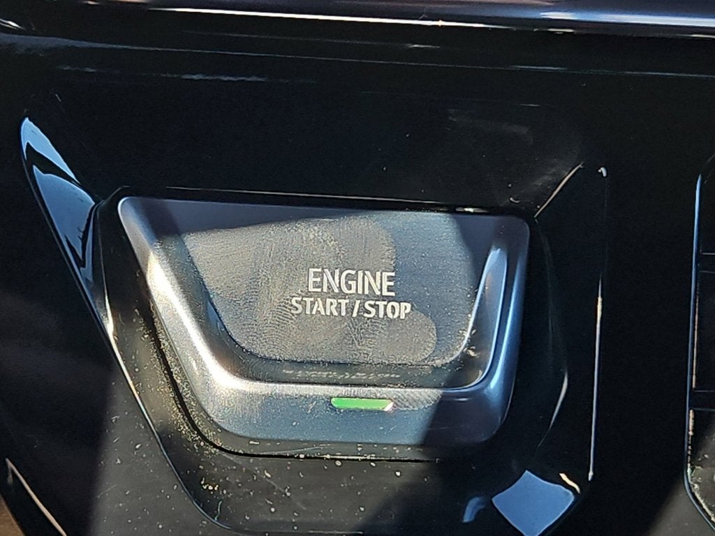 2023 GMC Sierra 1500 4WD Crew Cab Short Box Denali