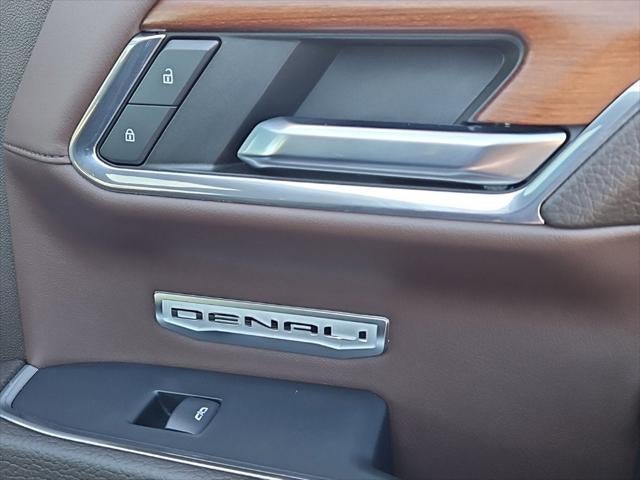 2023 GMC Sierra 1500 4WD Crew Cab Short Box Denali