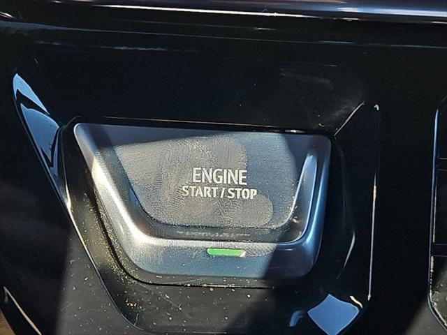 2023 GMC Sierra 1500 4WD Crew Cab Short Box Denali