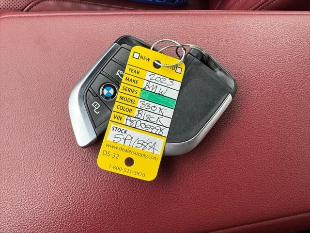 2023 BMW 330i xDrive