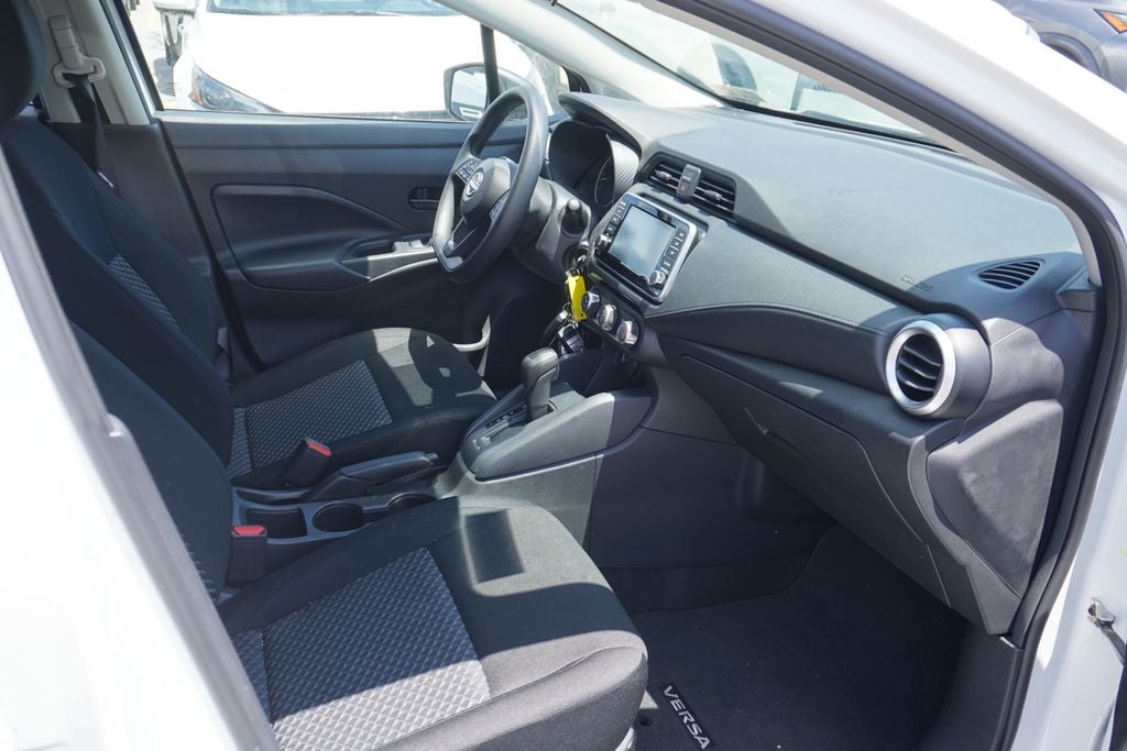 2024 Nissan Versa 1.6 S