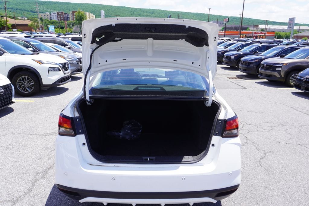 2024 Nissan Versa 1.6 S