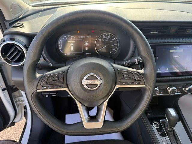 2024 Nissan Kicks SV Xtronic CVT