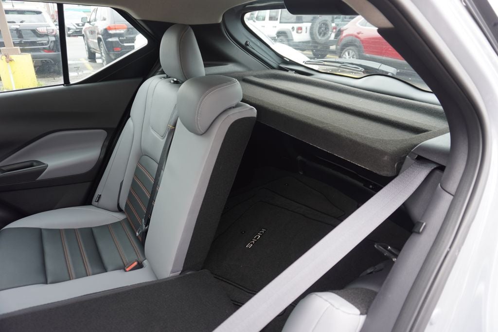 2023 Nissan Kicks SR Xtronic CVT