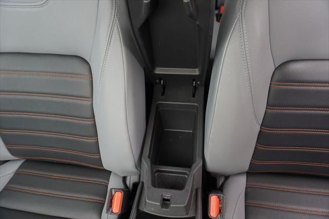 2023 Nissan Kicks SR Xtronic CVT