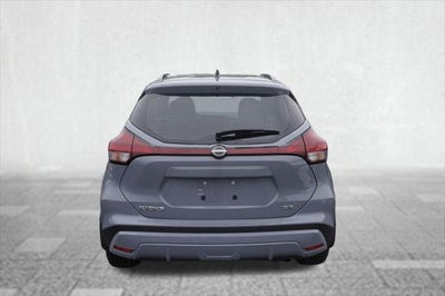 2023 Nissan Kicks SR Xtronic CVT