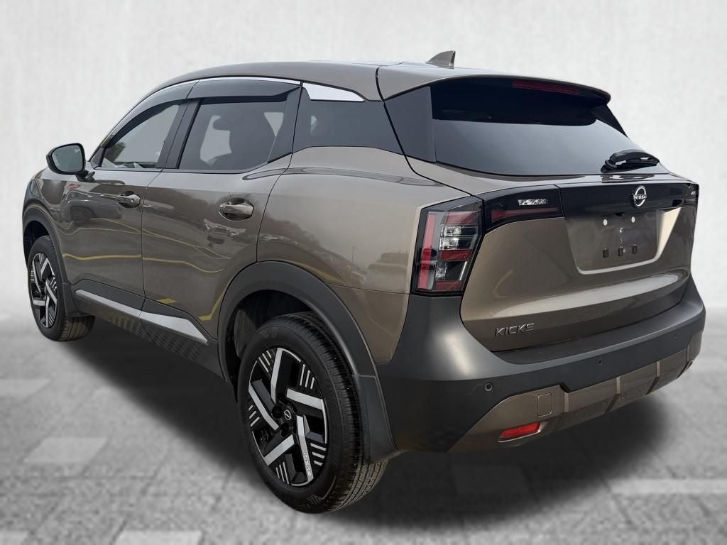 2025 Nissan Kicks SV FWD