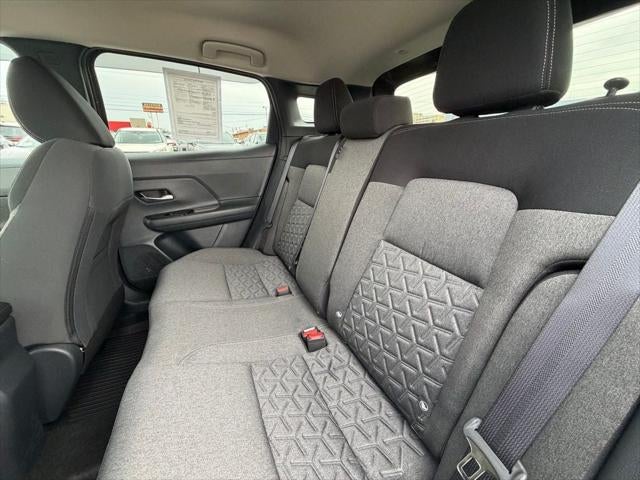 2025 Nissan Kicks SV FWD