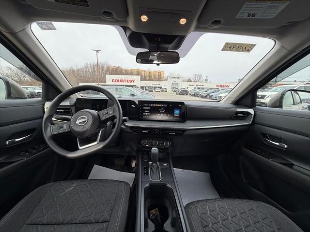 2025 Nissan Kicks SV FWD