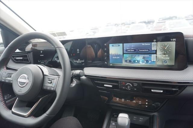 2025 Nissan Kicks SR Intelligent AWD
