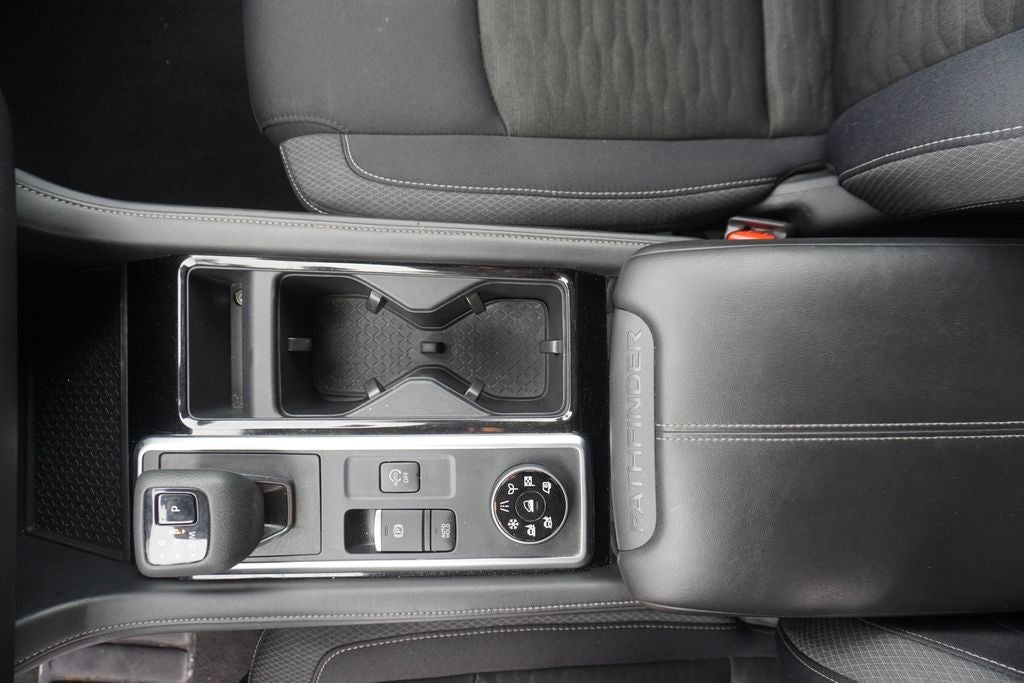 2025 Nissan Pathfinder SV 4WD