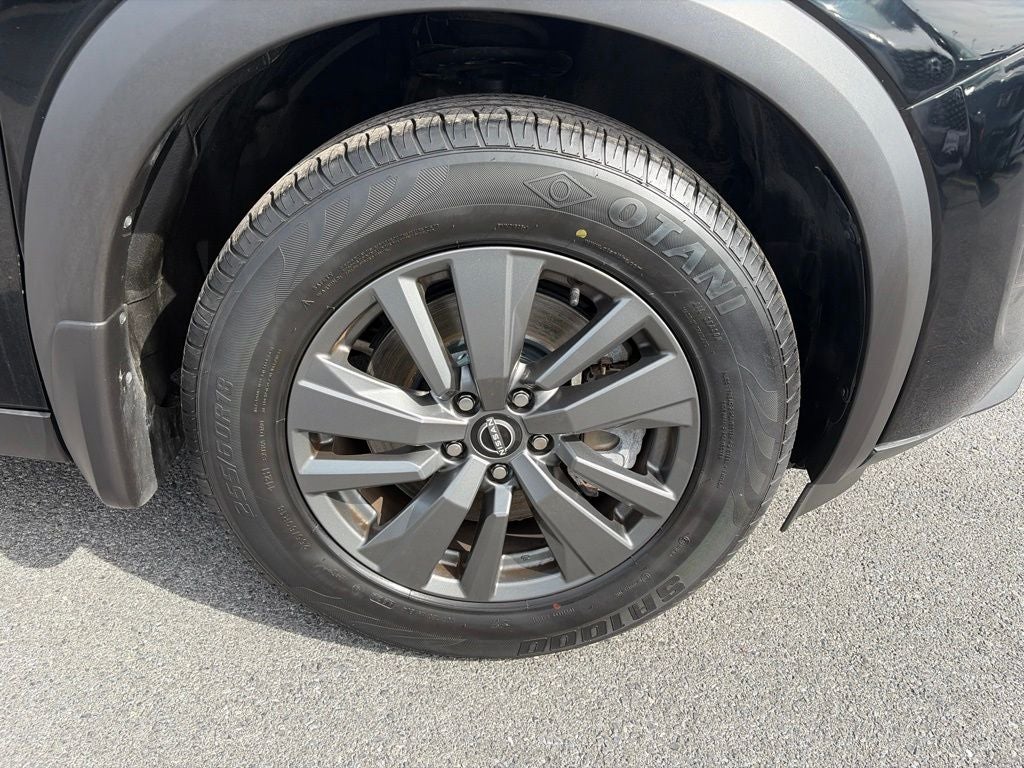 2023 Nissan Pathfinder SV 4WD