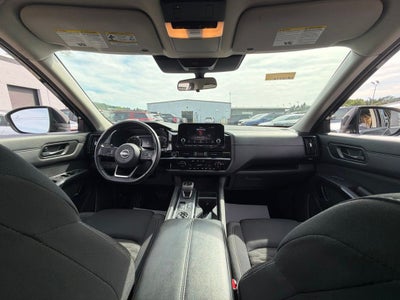 2023 Nissan Pathfinder SV 4WD