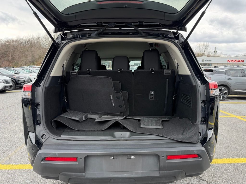 2024 Nissan Pathfinder SV 4WD