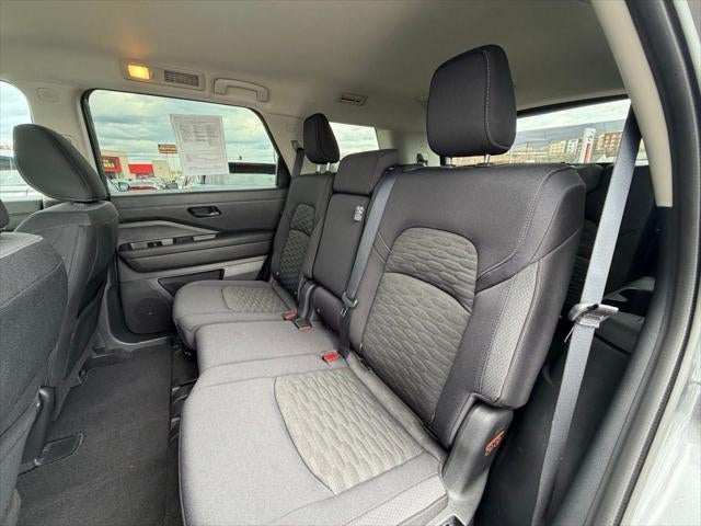 2024 Nissan Pathfinder SV 4WD