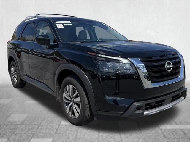 2025 Nissan Pathfinder SL 4WD