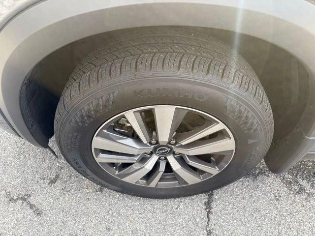 2025 Nissan Pathfinder SL 4WD