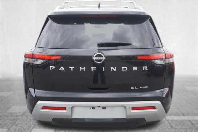 2025 Nissan Pathfinder SL 4WD